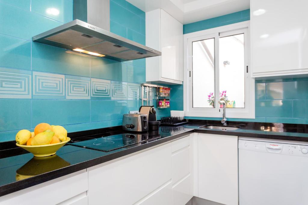 A kitchen or kitchenette at Ca Sa Padrina by LOCALITE