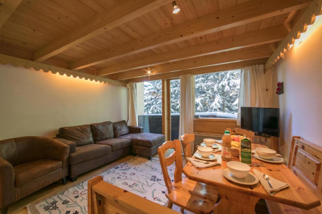 Grand Roc A103 from Slopes 150m, & Parking - Happy Rentals