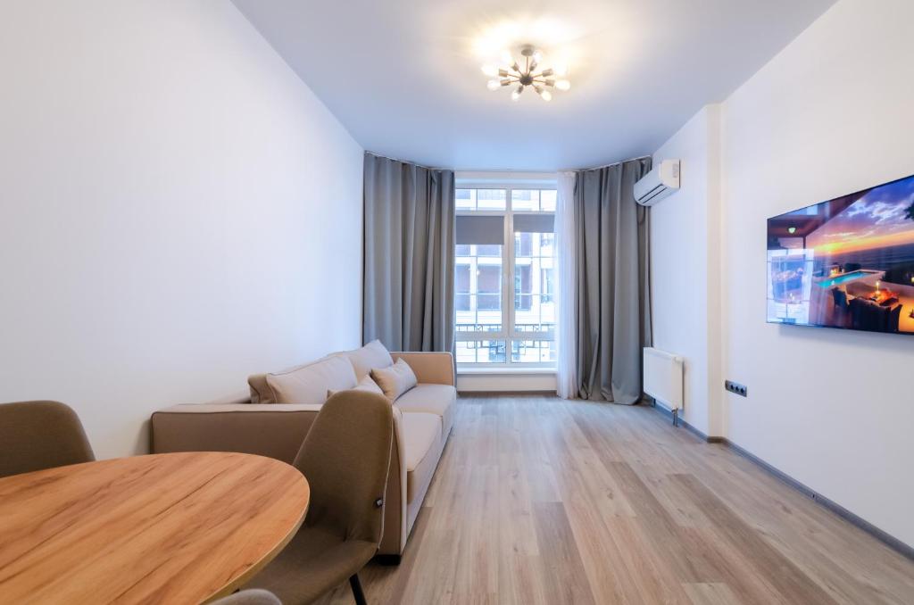 3-6 Vozdvizhenka, Dehtiarna 6, Kyiv centre, stunning city view, Petrovdim Apartment photo 5