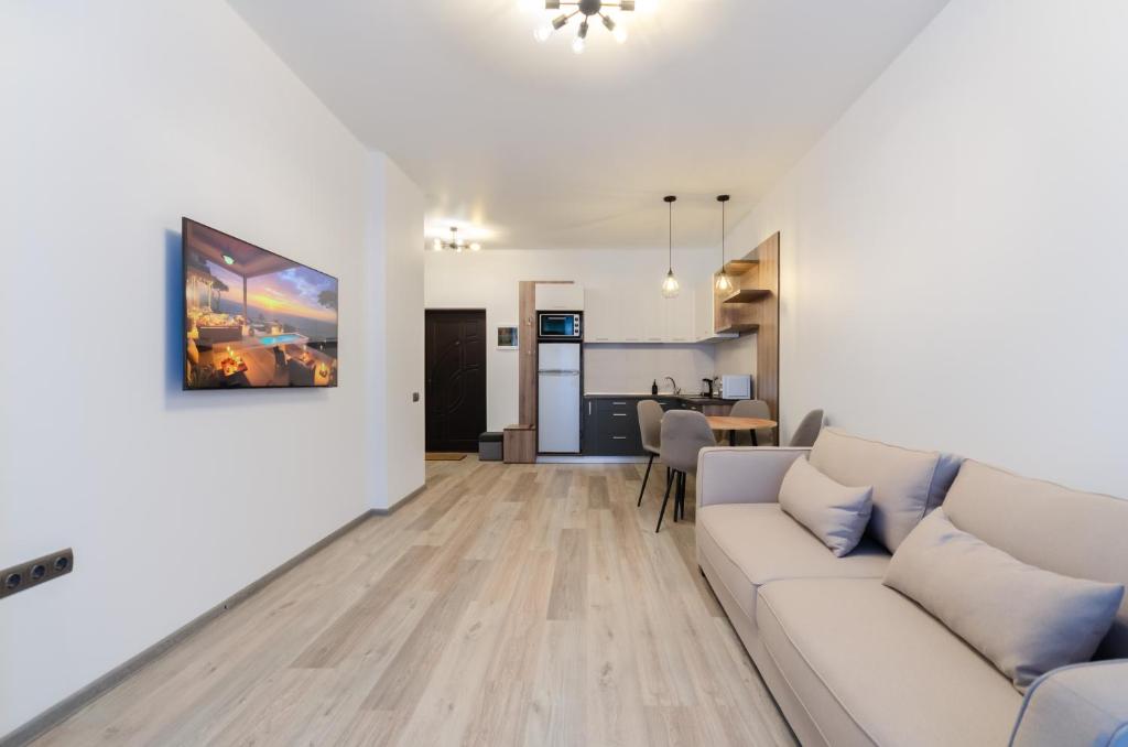 3-6 Vozdvizhenka, Dehtiarna 6, Kyiv centre, stunning city view, Petrovdim Apartment main photo