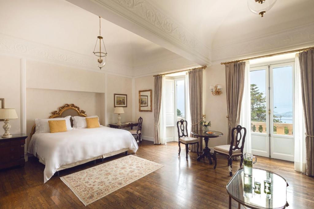 Premium Junior Suite with Terrace and Sea View