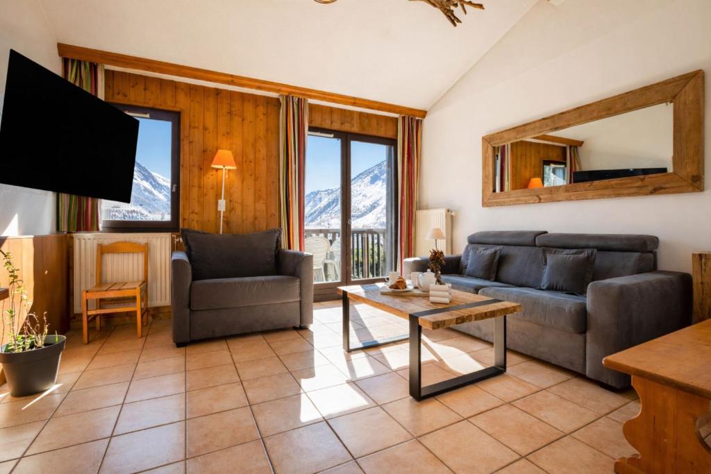 Appartement Courmayeur C44 - Happy Rentals
