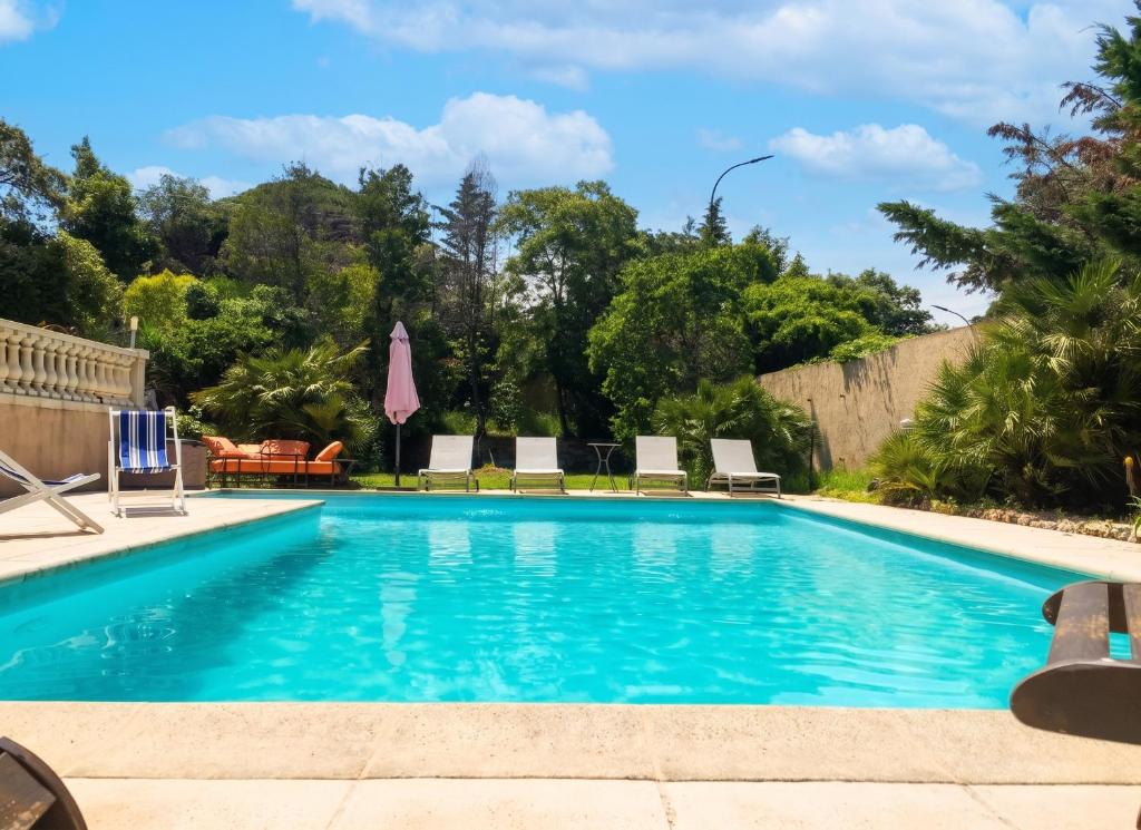 Villa ensoleillée à Sainte-Maxime avec piscine privée