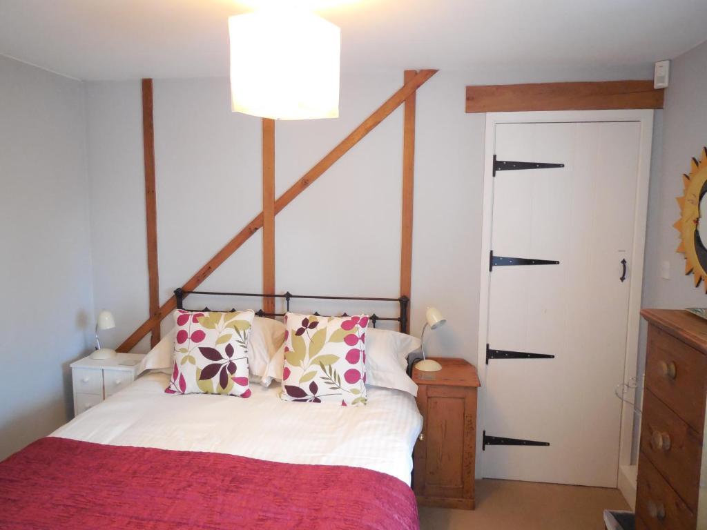 Wishing Well Cottage - Apartment With Garden View