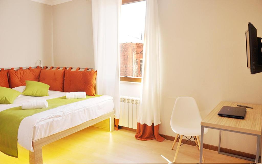 Postel nebo postele na pokoji v ubytování Boutique Hotel Avlabar