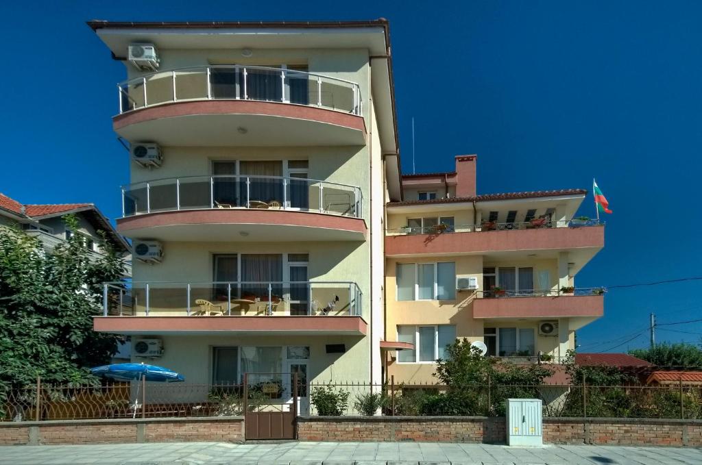 Guesthouse Petrovi