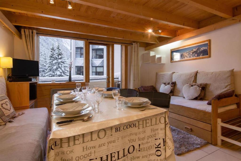 Grand Roc C125 from Slopes 280m , View & Parking - Happy Rentals