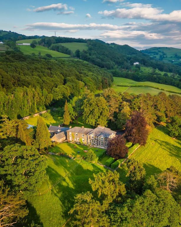 Bryn Derwen Country House, Llanrwst (updated prices 2027)