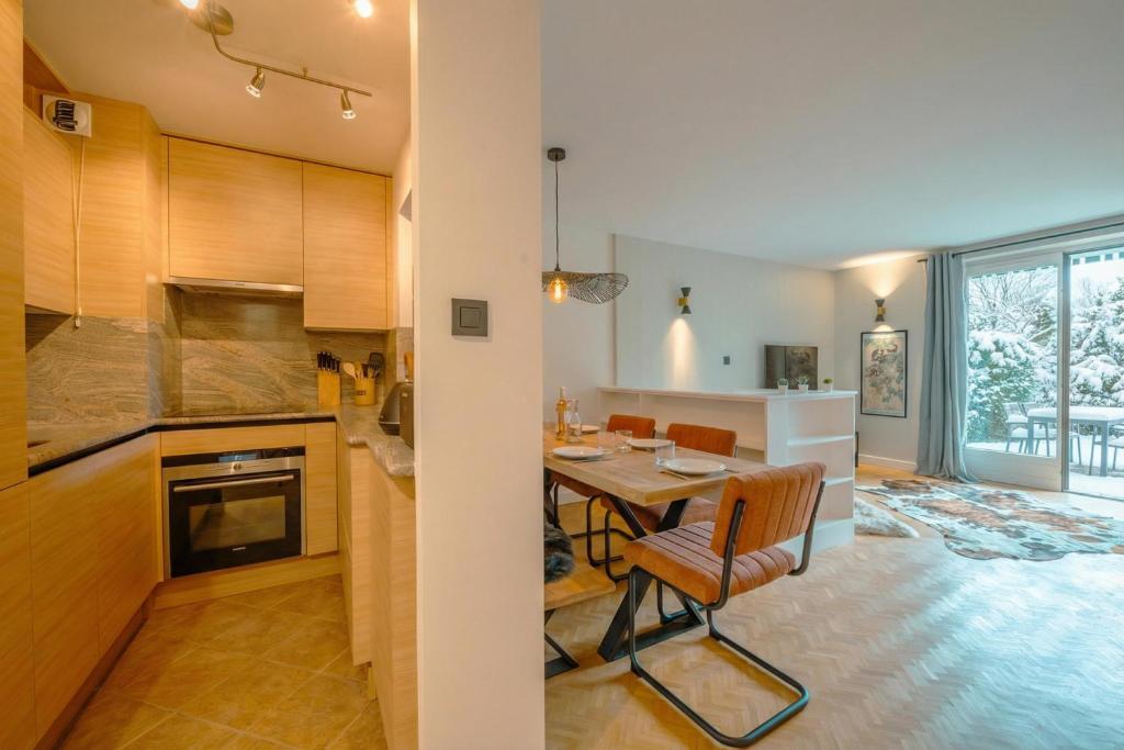 All Nature Duplex Mont Blanc View sleeps 6 - Happy Rentals