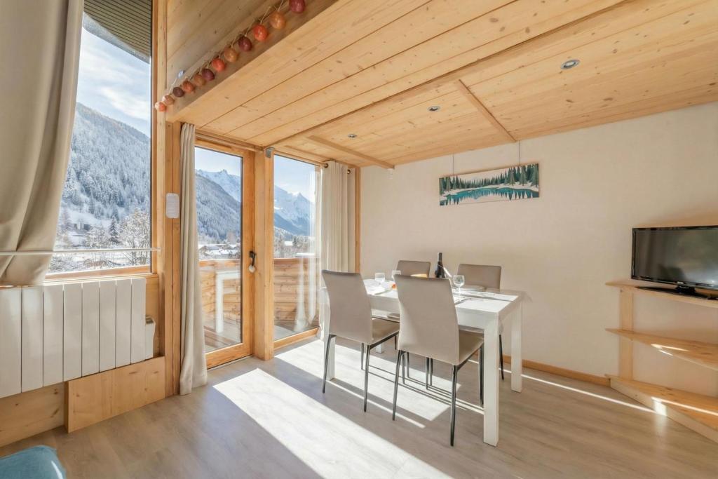 Grand Roc B106 - 260m from Slopes, Mont-Blanc View, Parking & WiFi - Happy Rentals