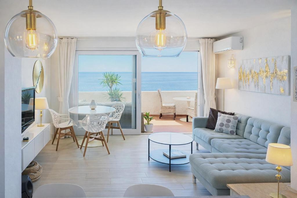 Luz Bliss Praia da Luz Sea View Terrace 50m to Beach