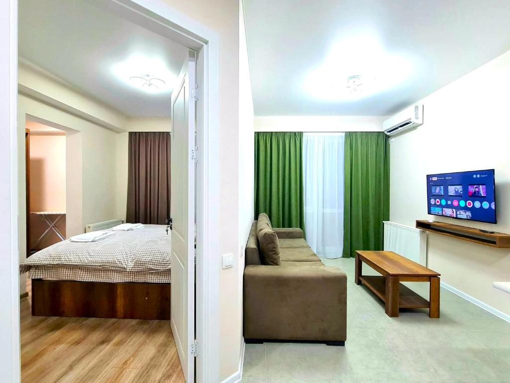 Joto House 2 در تفلیس