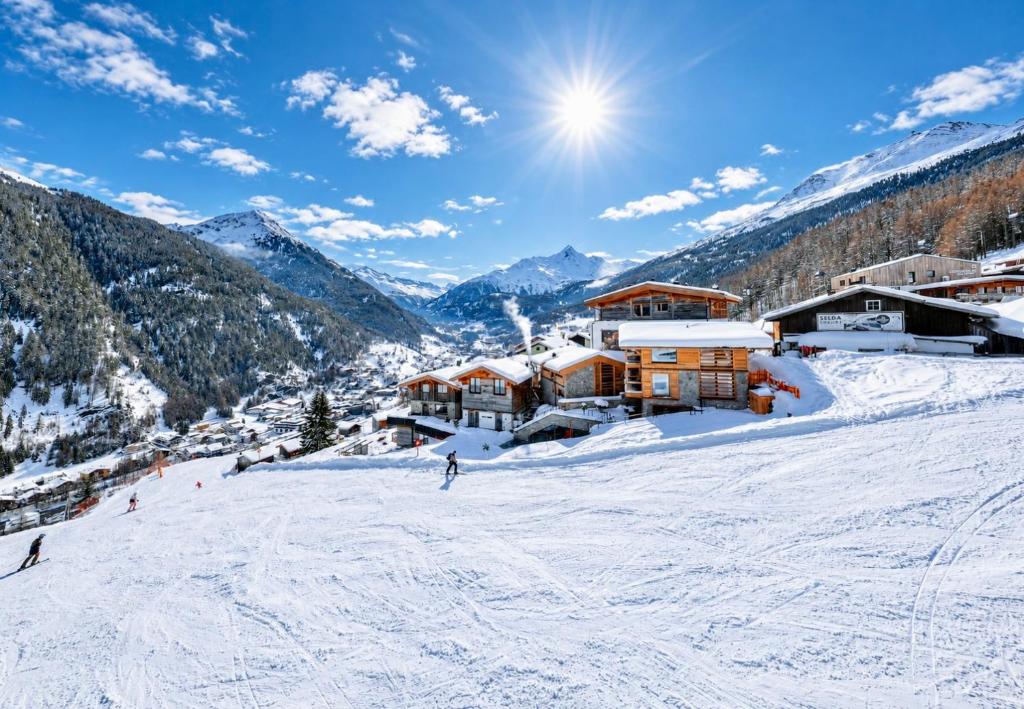 The Peak Sölden - Chalets mit Outdoor-Pool