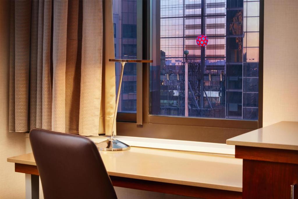 Hilton New York Times Square - 