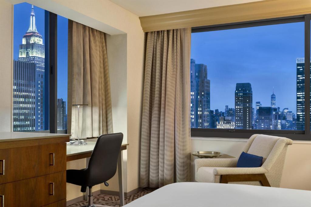Hilton New York Times Square - 