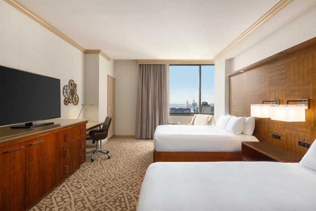 Hilton New York Times Square - 