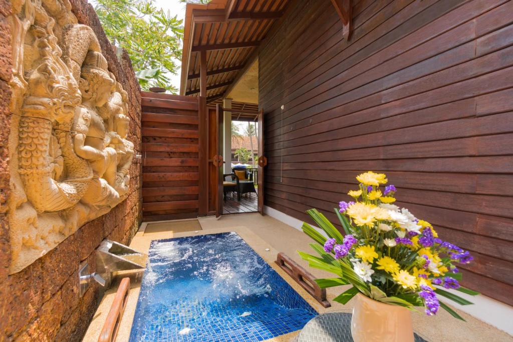 Fotografie z fotogalerie ubytování Coral Hotel Bangsaphan v destinaci Bang Saphan