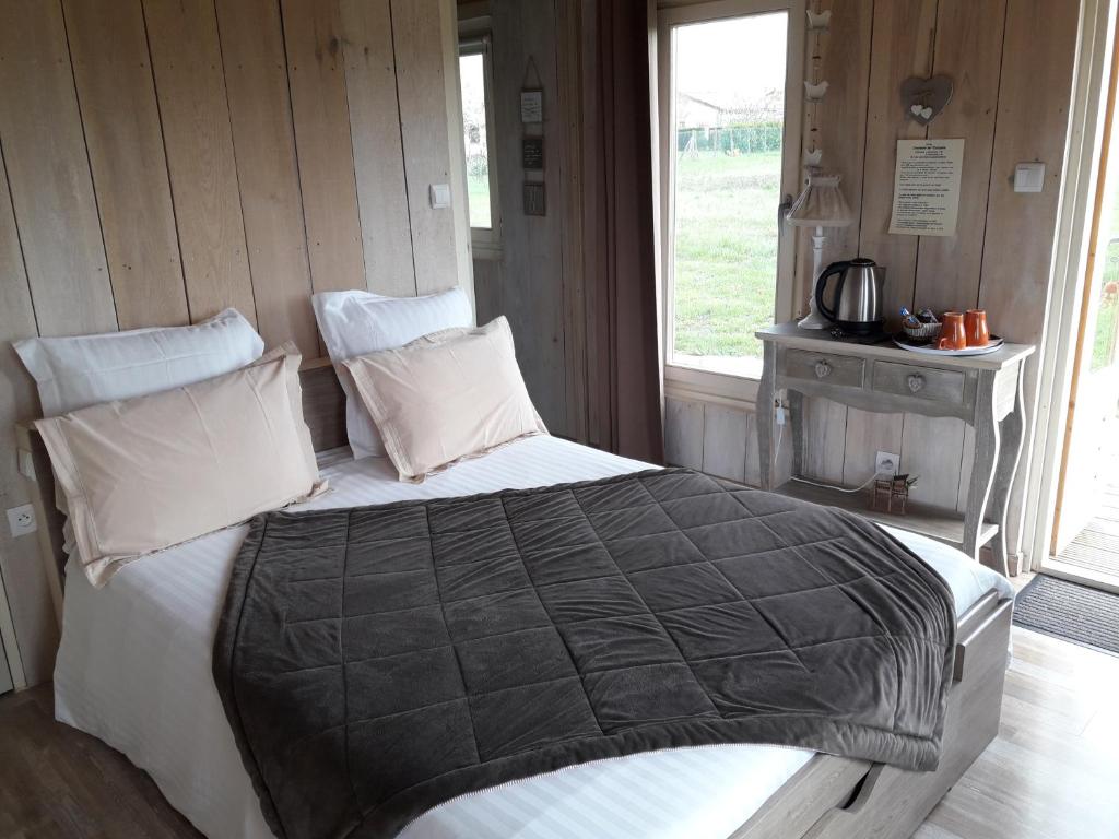 Chambre d'hôtes de l'Estuaire de Blaye - One-Bedroom Chalet (2 Adults)