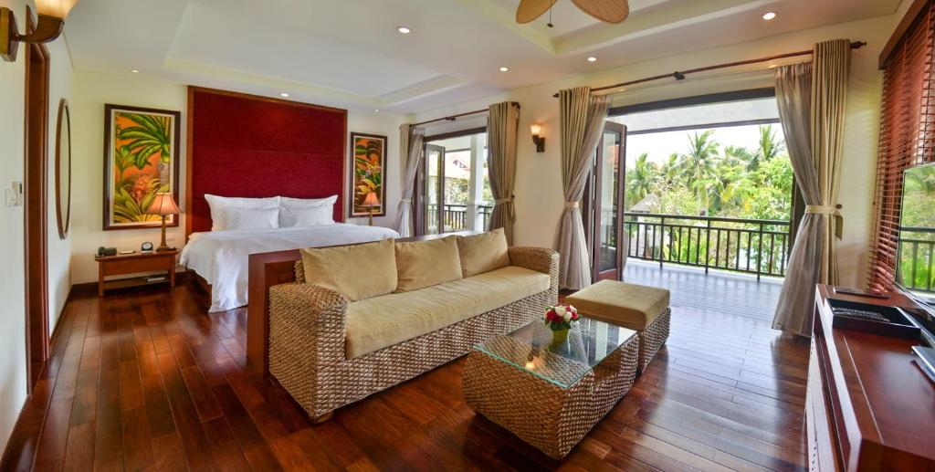 Biệt thự 3 Phòng ngủ Nhìn ra Hồ bơi