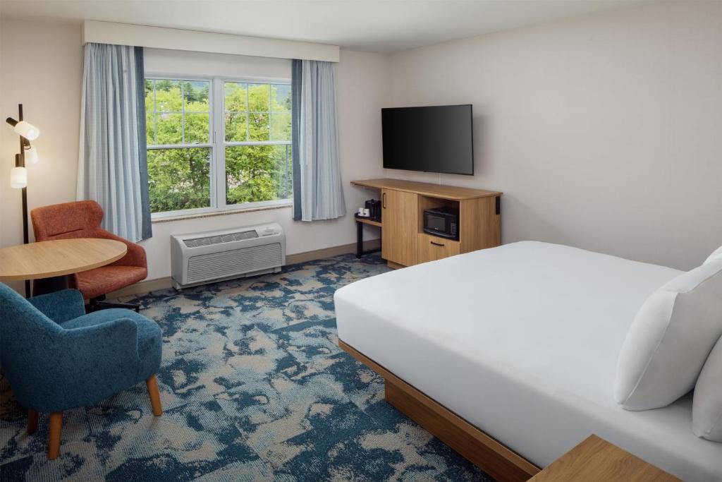 Hampton Inn & Suites North Conway - 