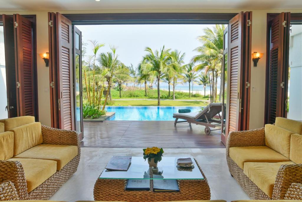 Biệt thự 3 Phòng ngủ Nhìn ra Đại dương