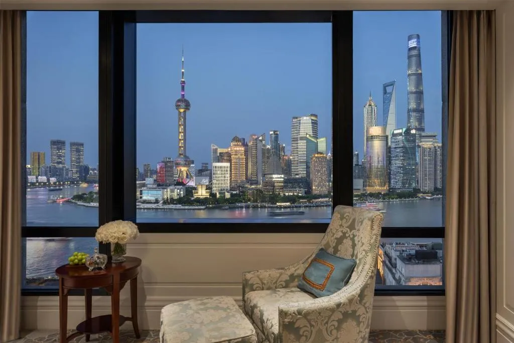 Premium King Room with Panoramic River View