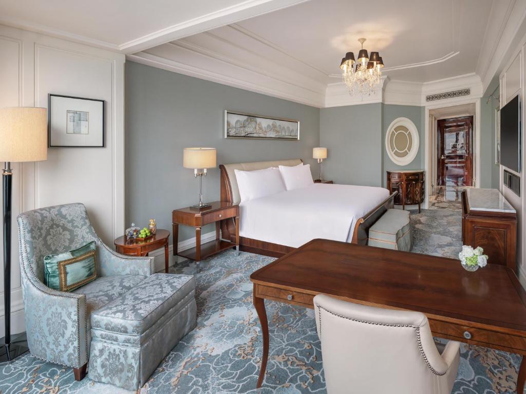 Waldorf Astoria Shanghai on the Bund photo 4