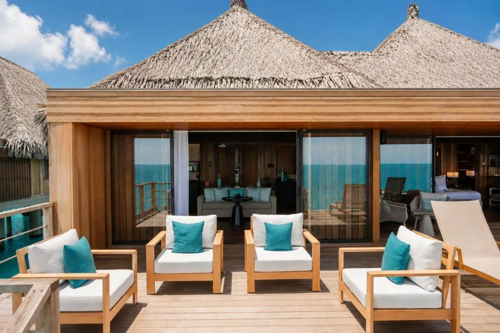 Royal Pool Overwater Villa