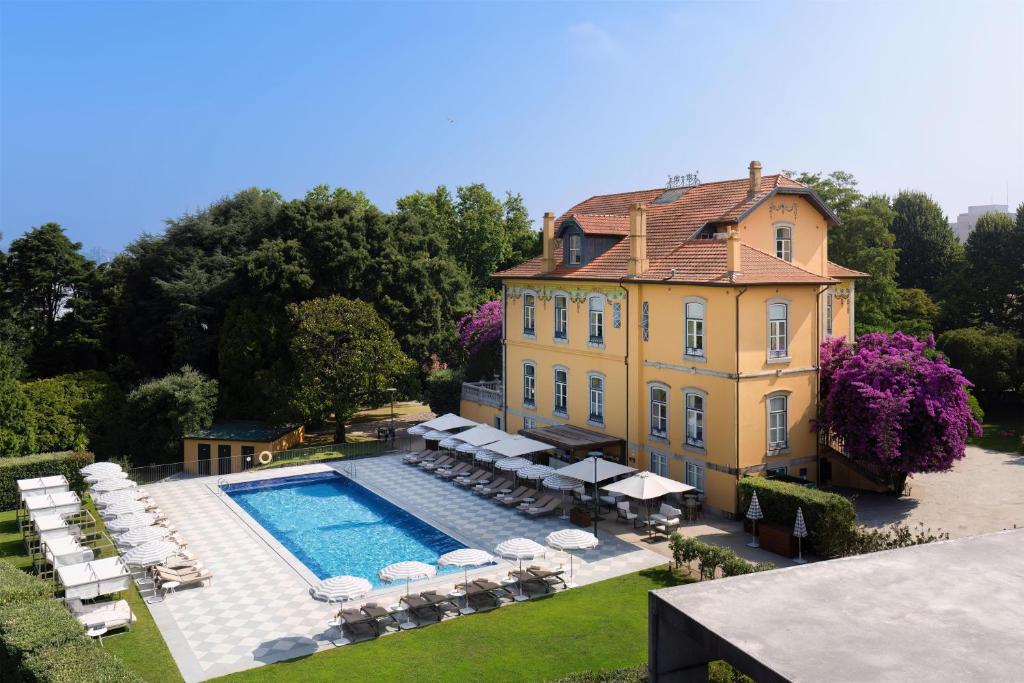Boeira Garden Hotel Porto Gaia, Curio Collection by Hilton