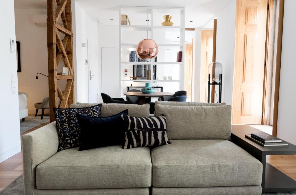 Flora Chiado Apartments - 2