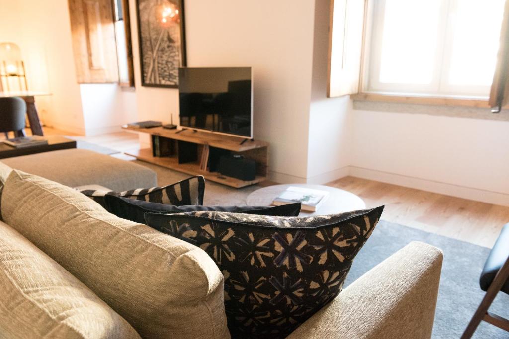 Flora Chiado Apartments - 14