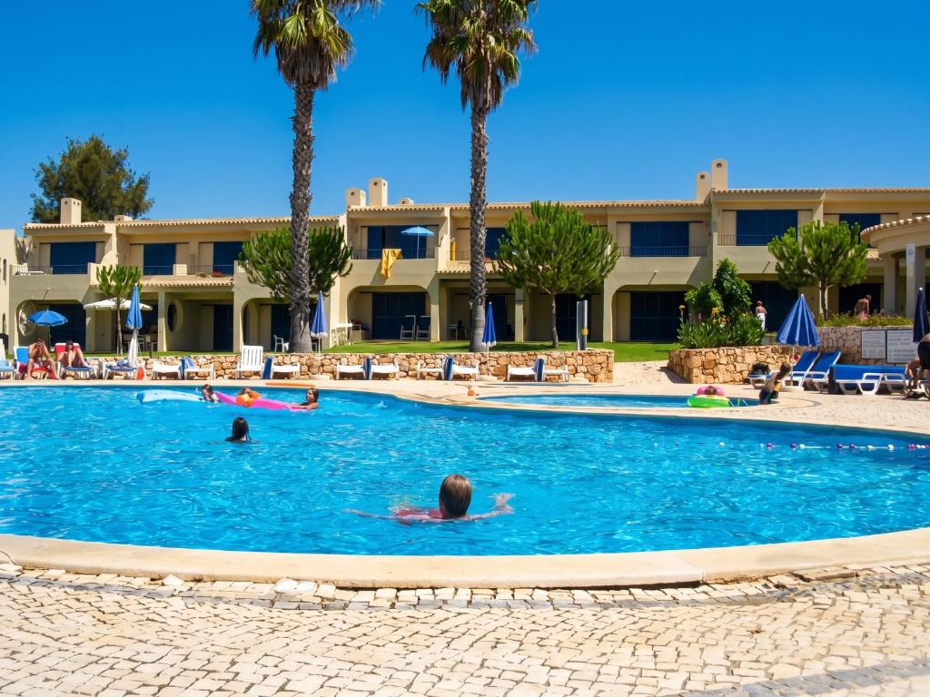 Charming house in Alvor with shared pool