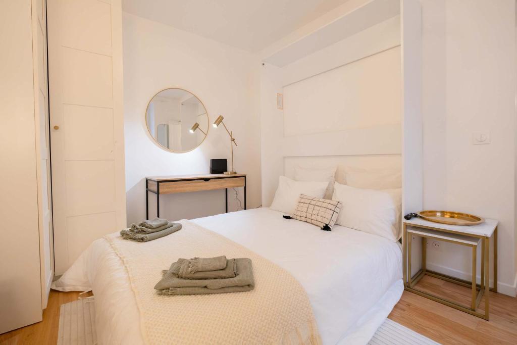 Renovated Ground-Floor 1BR near Pigalle