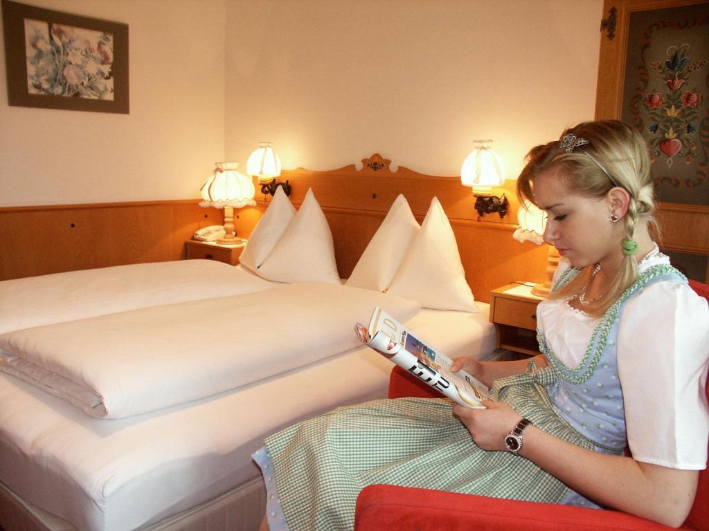 Una cama o camas en una habitación de Hotel - Restaurant Gosauerhof