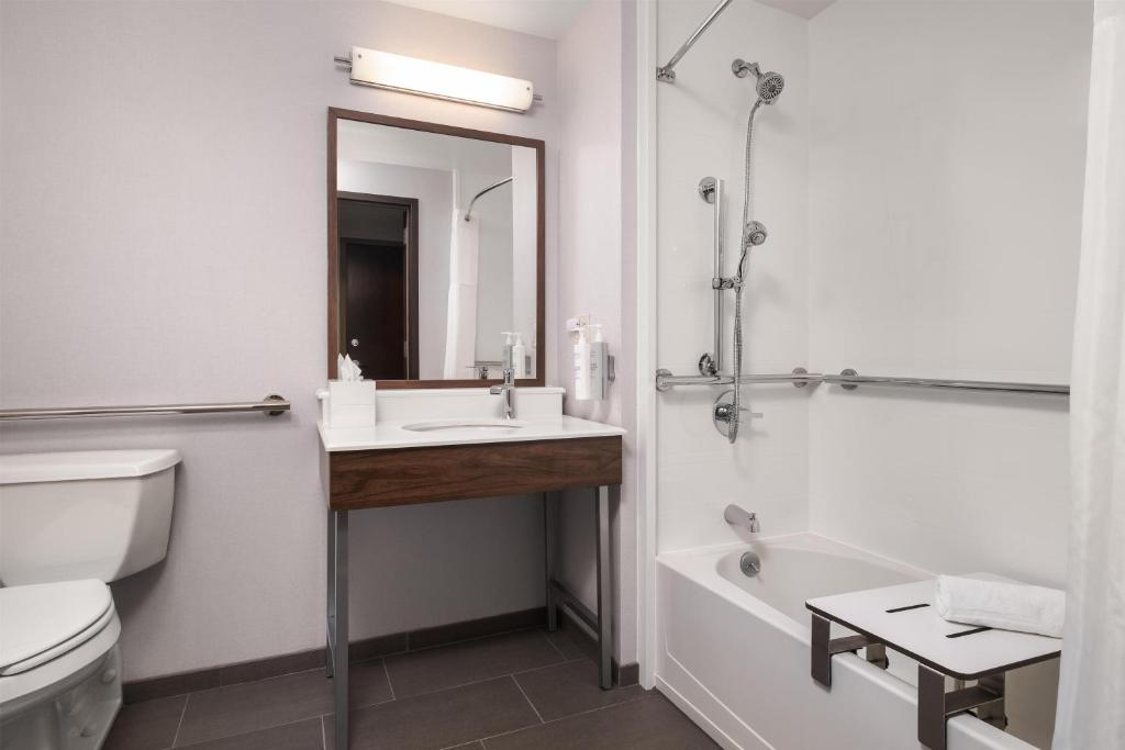 Hampton Inn Majestic Chicago Theatre District - 