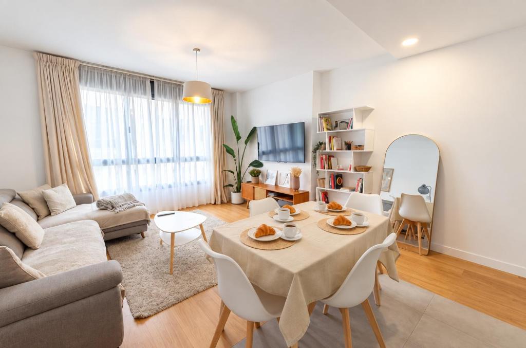 Acogedora vivienda con parking en la Playa de Las Canteras