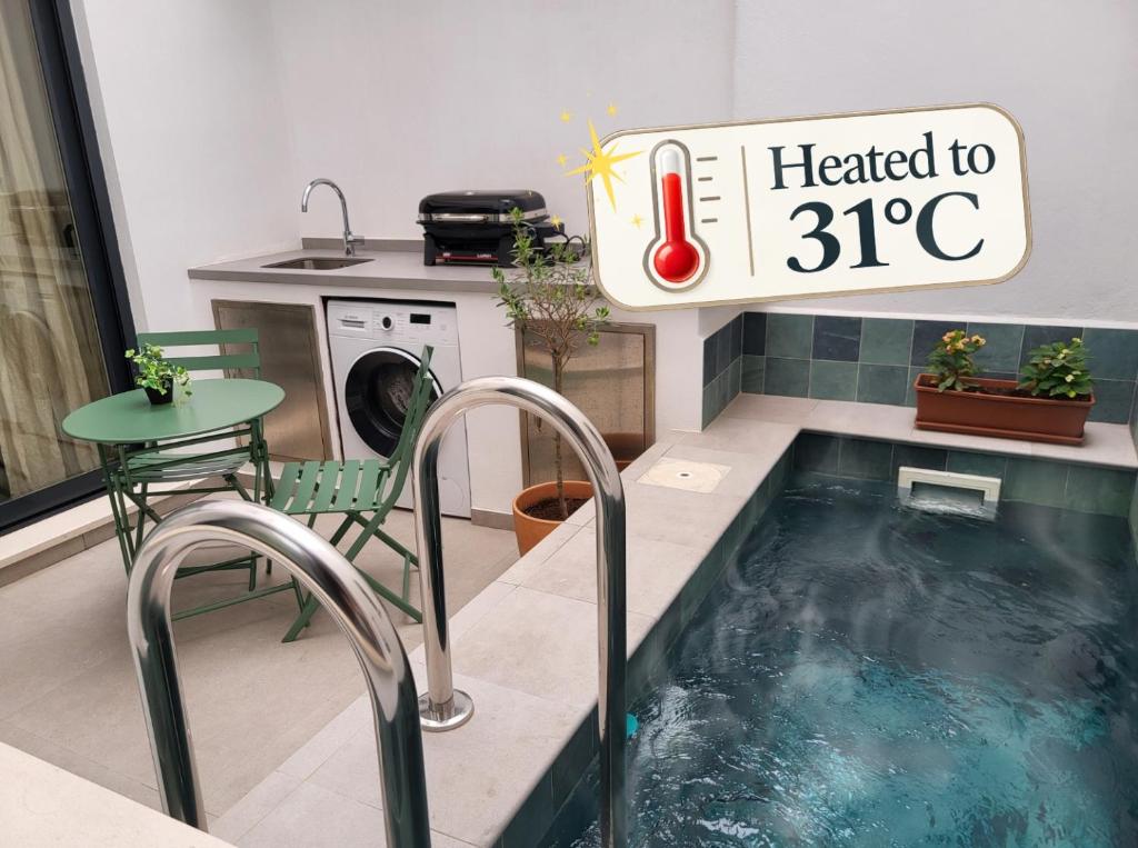 Boutique House with Heated Pool, Old Town Estepona