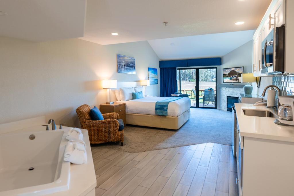 Seascape Beach Resort - 