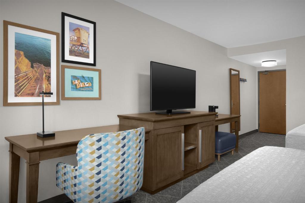 Hampton Inn San Diego Downtown - 