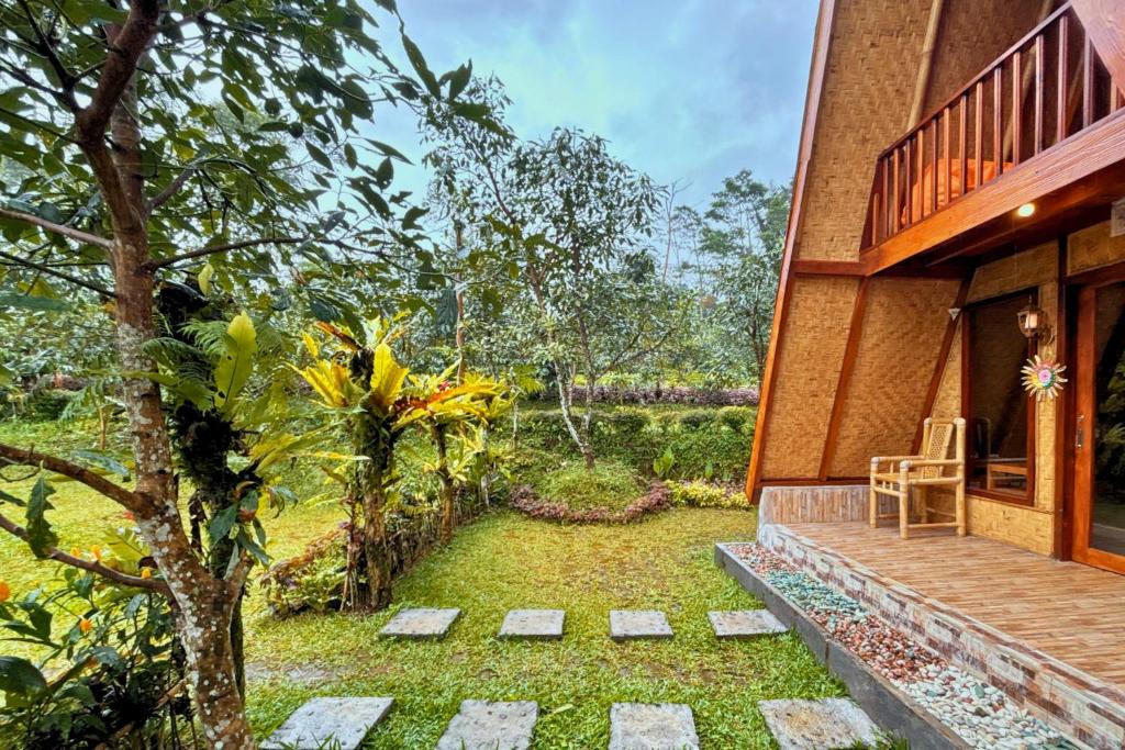 لابی و فضای عمومی Sanda Eco Cabins by AGATA - تصویر ۵