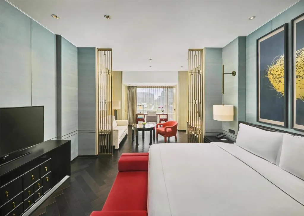 Premier King Room
