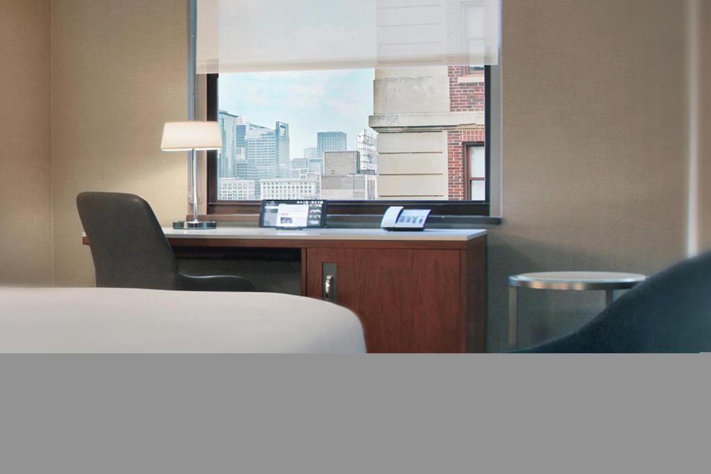 Hilton Chicago - 