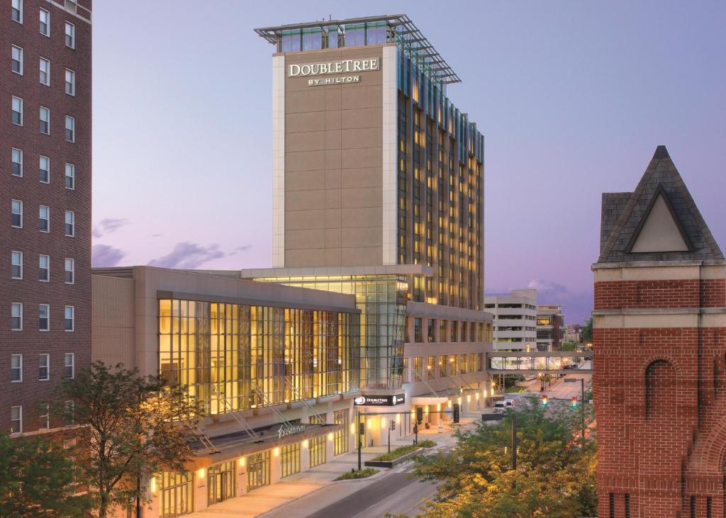 DoubleTree by Hilton Hotel Cedar Rapids Convention Complex, Cedar Rapids