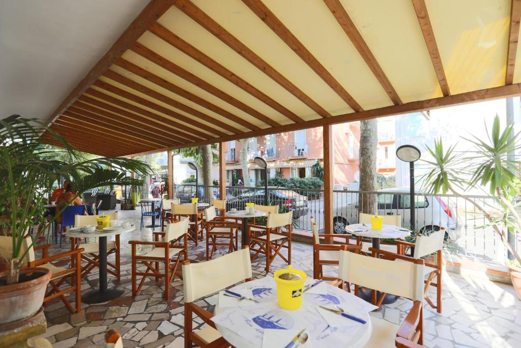 Restaurace v ubytování Hotel Domus Mea