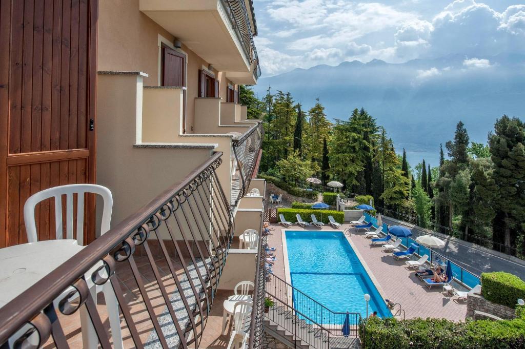 Bazén v ubytování Hotel Bellavista nebo v jeho okolí