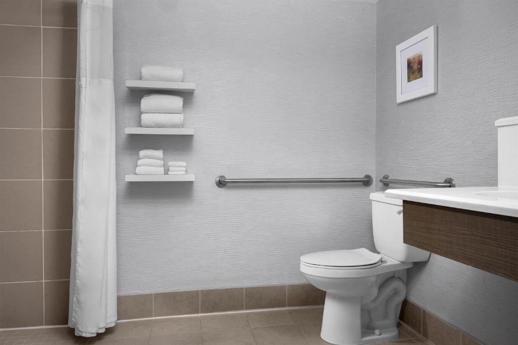 Hampton Inn & Suites Denver-Cherry Creek - 