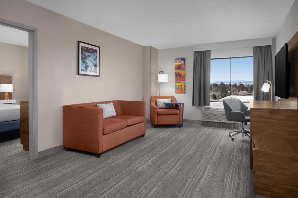 Hampton Inn & Suites Denver-Cherry Creek - 