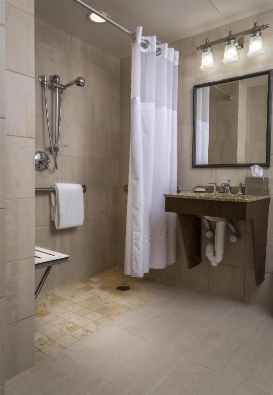 Hilton Anatole - 