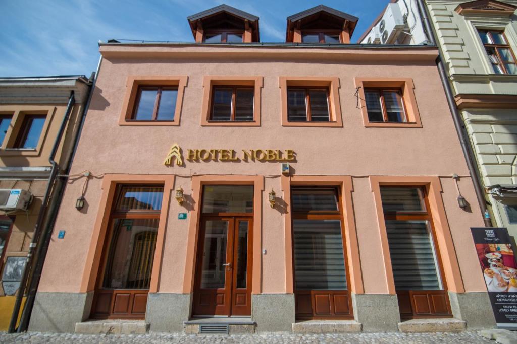 Budova, kde se hotel nachází