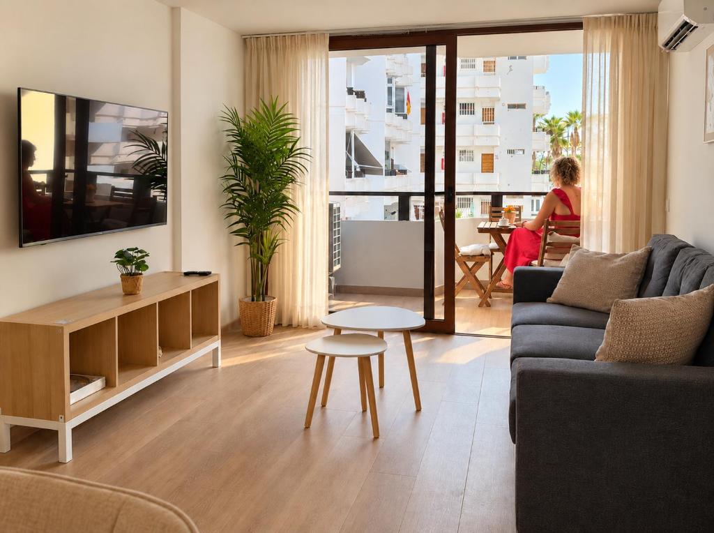 Top Location 3BR , 2BR, communal pool